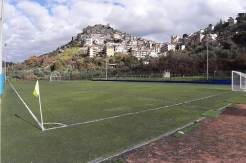 L'immagine rappresenta un campo sportivo L'immagine rappresenta un campo sportivo