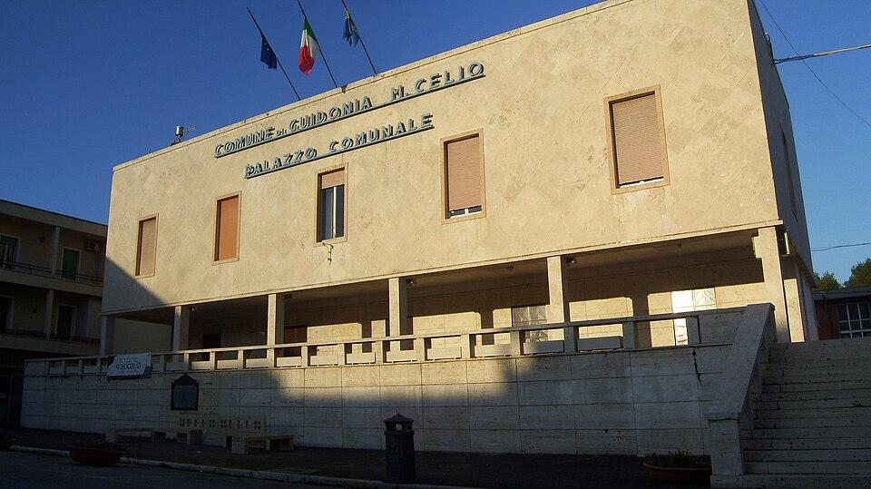 immagine palazzo comunale 